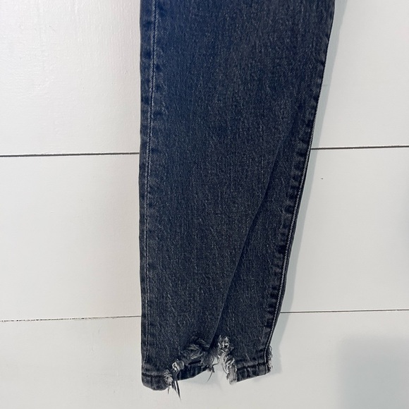 Levi’s 501 Jeans - Picture 6 of 7